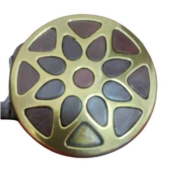 Sold - Picture 5 of 12